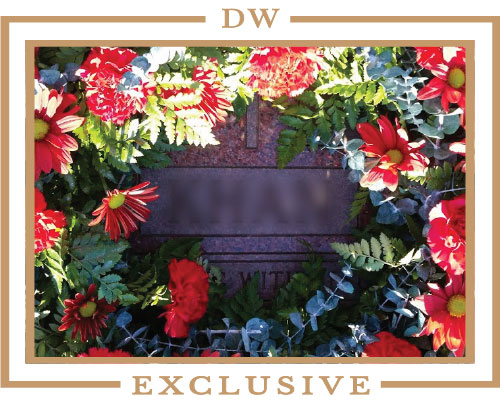 mausoleum-square-wreath-paramus_nj_landscapes_garden_center